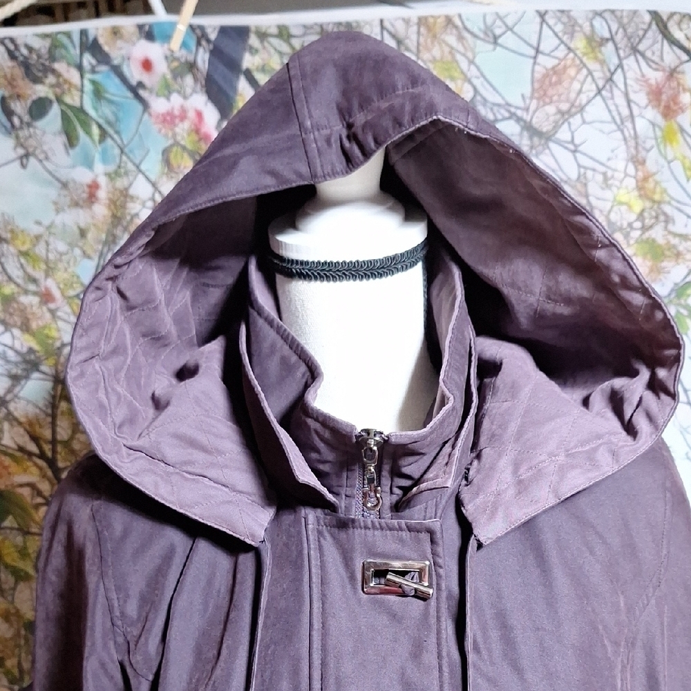 Women's Hooded Utility Jacket in Deep Purple - Picture 2 of 16